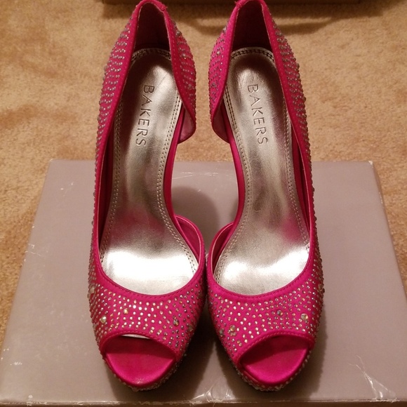BAKERS Pink Rhinestone Showstopper Platform - Sz 8 - Picture 6 of 8